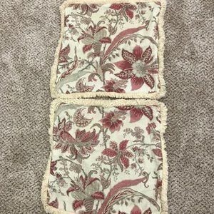 Pottery Barn Floral Pillow Covers Set of 2 EUC